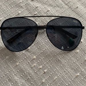 Quay Vivienne Sunglasses